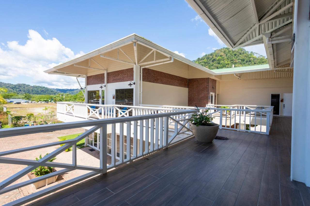 Amaka Ocean Living Lodge Golfito Exterior photo